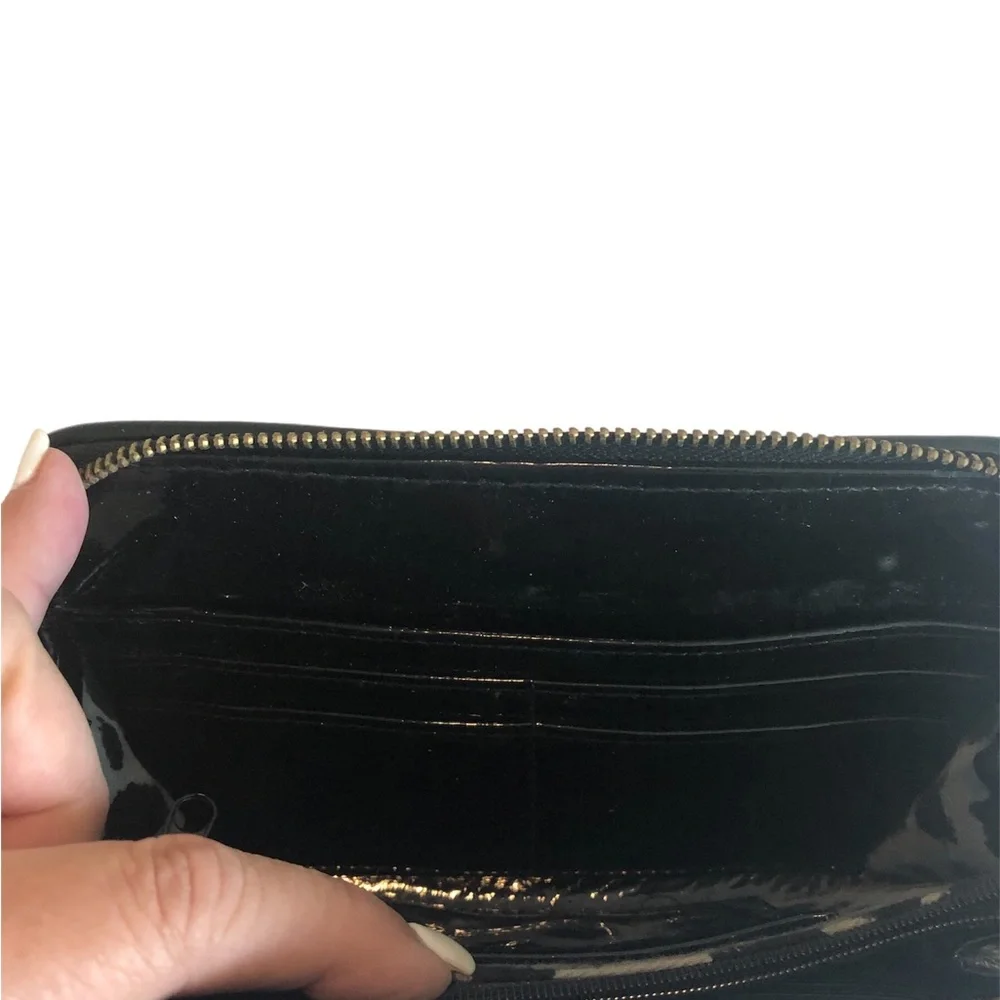 Betsey Johnson Clutch - Picture 6 of 9